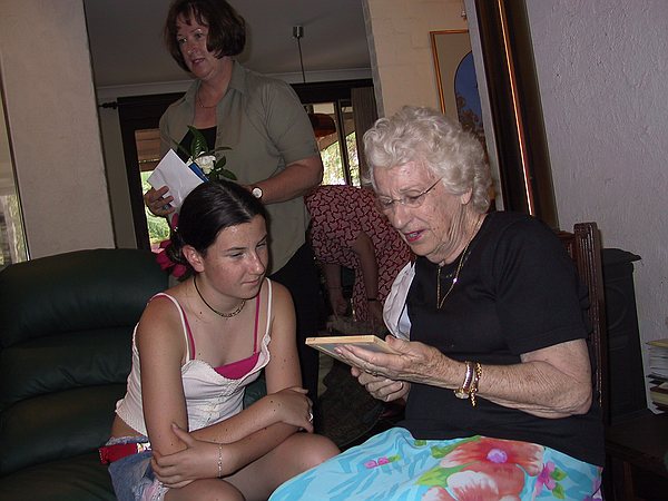 Del (David's other Aunt) and her daughter Sian with Muriel